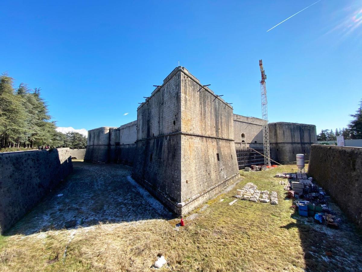 Casa San Bernardino - Private Parking Daire LʼAquila Dış mekan fotoğraf